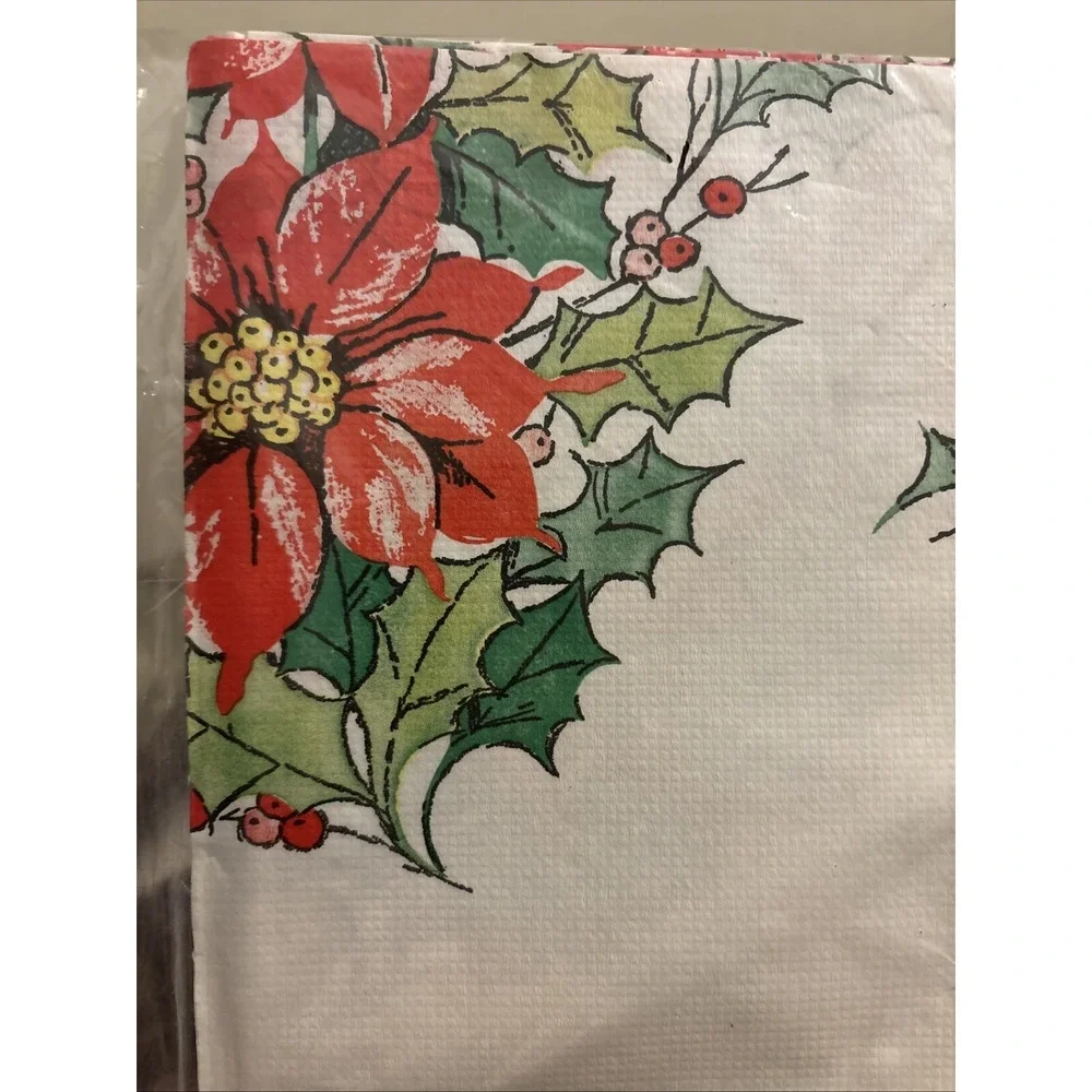 VTG Reed Christmas Table‎ Cover Poinsettia Berries Paper Tablecloth 52